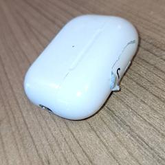 Airpodscase, jak nahlášeno Qbuzz DMG pomocí iLost