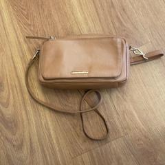 Tasje Viera Dal Maso Jardim, zoals gemeld door GVB met iLost