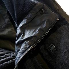 Kroppsvärmare zwart, rapporterat av Beeld & Geluid Hilversum med iLost