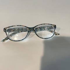 Glasses Plastic frame, as reported by Cincinnati Tennis LLC using iLost