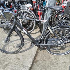 Herenfiets zwart, come riportato da Stadswerk072 utilizzando iLost