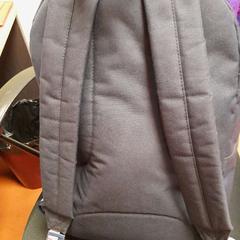 가방 bleu marine, iLost를 사용하여 TCL에 보고됨