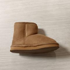 Odzież, zgłoszono przez Regio Antwerpen - Brussel przy użyciu iLost