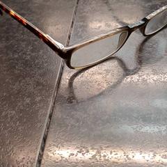 Szemüveg, amint azt Rotterdam The Hague Airport az iLost segítségével jelentette.