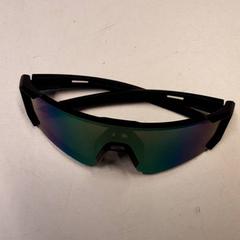 Gafas de sol, segundo informou Qbuzz ZHN usando iLost