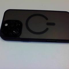 Smarthphone 16 pro max iPhone, como reportado por W1 - Tomorrowland utilizando o iLost