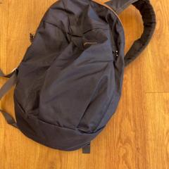 Bag Quechua, som rapportert av Best Kept Secret 2026 ved bruk av iLost