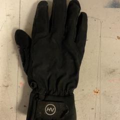 Handskar Zwart, rapporterat av Artis med iLost