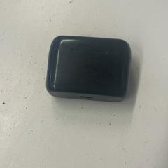 Oortjes Zwart, zoals gemeld door HTM met iLost