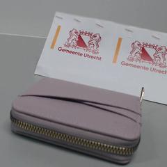 Carteira Gjurgjeski, como reportado por Gemeente Utrecht utilizando o iLost