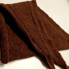 ショール Sjaal driehoekje bruin がiLostで IKEA Groningen によって報告されました