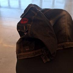 Jeansjacke Noir, gemeldet von IKEA Hénin-Beaumont über iLost