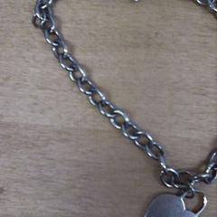 Pulsera Metal, ha sido reportado por IKEA Valladolid con iLost