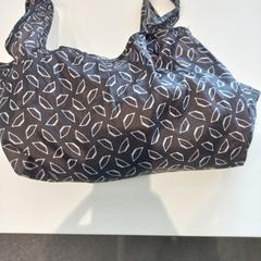 Borsa tote, come riportato da Arriva Limburg Zuid utilizzando iLost