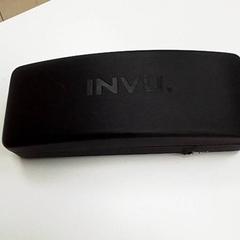 Estuche para lentes INVU, segundo informou ilévia usando iLost