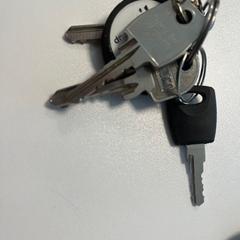 Chaves, segundo informou Centraal magazijn usando iLost