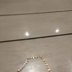 Gouden armband met kraaltjes an iLost gemeldet