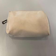 Pouzdro Beige/lichtroze, jak nahlášeno Heidelberglaan 15 pomocí iLost