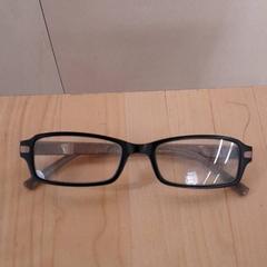 Okulary, zgłoszono przez IKEA Ringsaker przy użyciu iLost