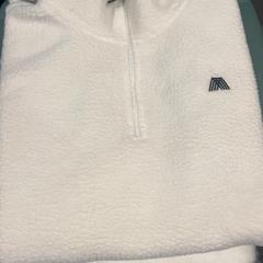 Camisola com capuz sweater, como reportado por Inntel Hotels Amsterdam Landmark utilizando o iLost