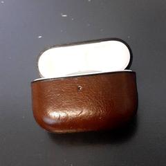 Oortjes case, zoals gemeld door Qbuzz servicepunt  Emmen met iLost