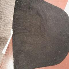 Beanie noir, amint azt TCL az iLost segítségével jelentette.