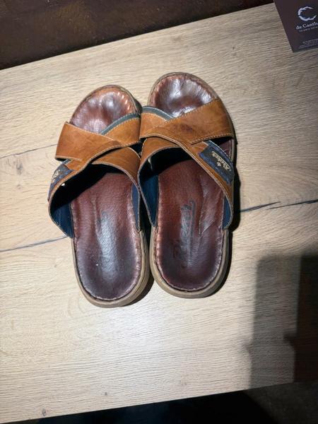 Sandal