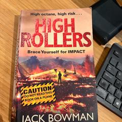 Bok High Rollers, som rapportert av Amsterdam ID Aparthotel ved bruk av iLost