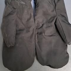 Handschoenen, zoals gemeld door Keolis Lund met iLost
