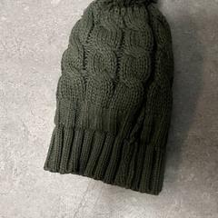 衣類 - Muts Kakigroen がiLostで Regio West-Vlaanderen によって報告されました