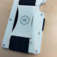 Pasjeshouder, rapporterat av RET med iLost