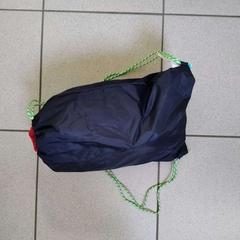 Taška na tělocvik blauw, jak nahlášeno Regio Limburg - Leuven pomocí iLost