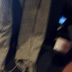 Shawl Zwart beige, as reported by TivoliVredenburg using iLost