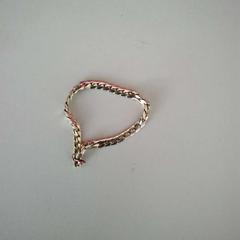 İLost kullanarak Twisto tarafından bildirildiği gibi Bileklik