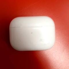 Airpods fodral, rapporterat av UvA REC med iLost