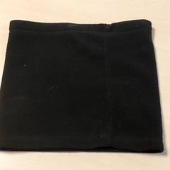 Kleding - Buff zwart، كما تم الإبلاغ عنه بواسطة Centraal magazijn عبر iLost