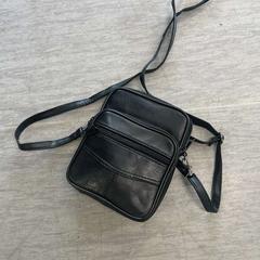 Schoudertas, zoals gemeld door Regio Oost-Vlaanderen met iLost