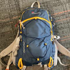 Batoh, jak nahlášeno Connexxion Amstelland-Meerlanden Schiphol Zuid pomocí iLost