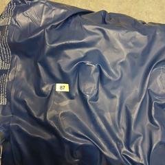 Air mattress LUCHTM, as reported by Rock Werchter using iLost