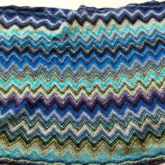 Kleding Sjaal, jak nahlášeno Centraal magazijn pomocí iLost