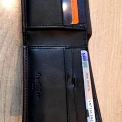 Peňaženka, ako bolo nahlásené Campus Den Haag pomocou iLost