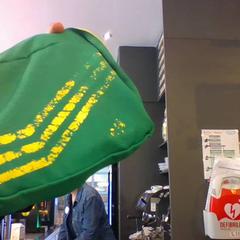 Saco de cosméticos Green  Kosmetik, como reportado por MEININGER Hotel Hamburg City Center utilizando o iLost