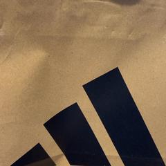 Purchase adidas, gisa salatu by Designer Outlet Roermond iLost erabiliz