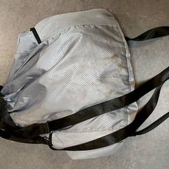 Zak Grijs، كما تم الإبلاغ عنه بواسطة Regio Oost-Vlaanderen عبر iLost