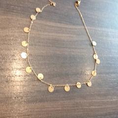 Collaret My Jewellery, segons ha informat Hotel van der Valk Maastricht mitjançant iLost