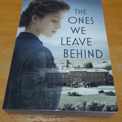 本 がiLostで Carlton Beach Hotel によって報告されました