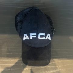 Casquette, a été signalé par Johan Cruijff ArenA utilisant iLost