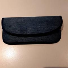 Glasögonfodral, rapporterat av Campus Den Haag med iLost