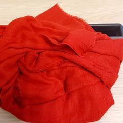 Vêtements - Sjaal, a été signalé par Regio Limburg - Leuven utilisant iLost