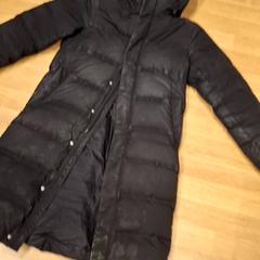 Chaqueta de bombardero Noir long, ha sido reportado por IKEA Nice Saint Isidore con iLost